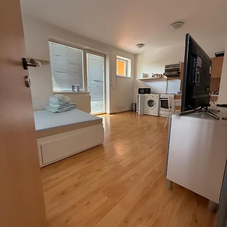Royal Falcon Hradec Apartament