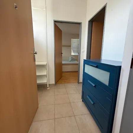 Royal Falcon Hradec Apartment